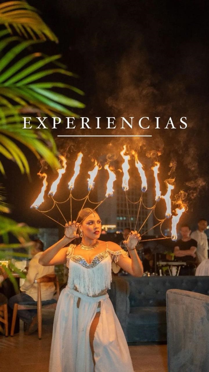 Noches y entretenimiento exclusivos — Experiencia y eventos en Baroca rooftop Getsemaní, Cartagena